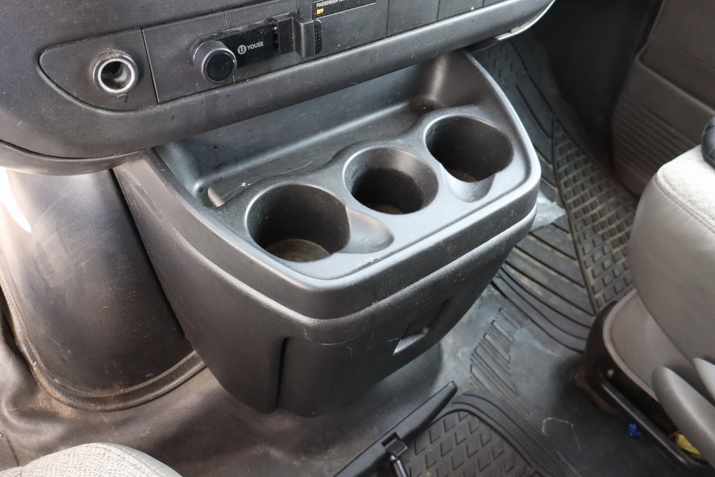 Used 2009 Chevrolet Express 1500 image 11