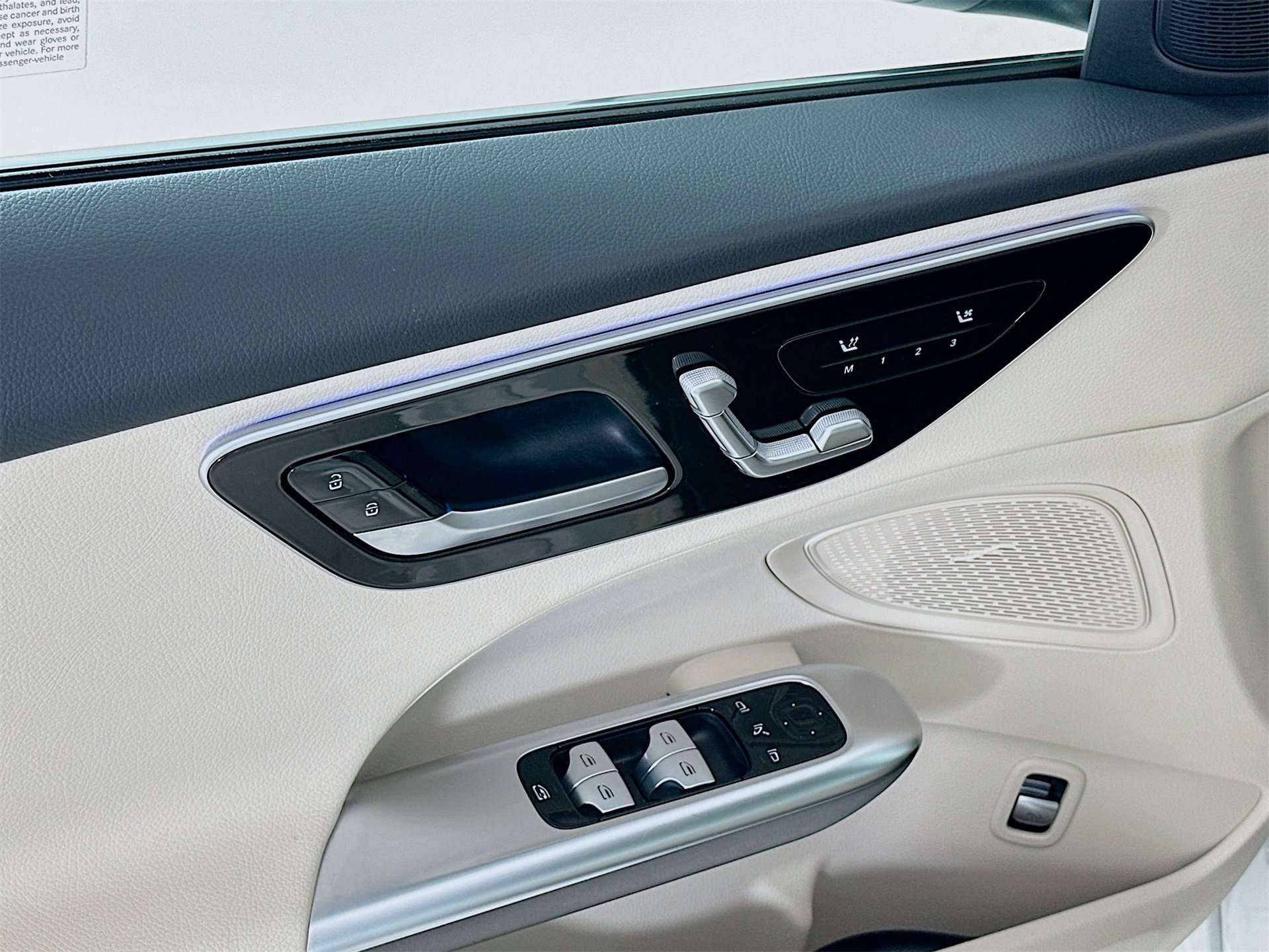 Certified 2025 Mercedes-Benz C 300 Sedan image 18