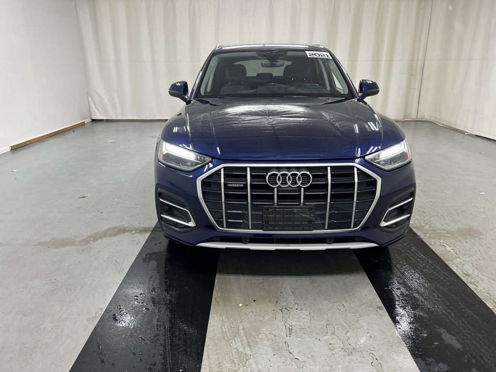 Used 2021 Audi Q5 2.0T Premium Plus w/ Premium Plus Package AWD/4WD image 3