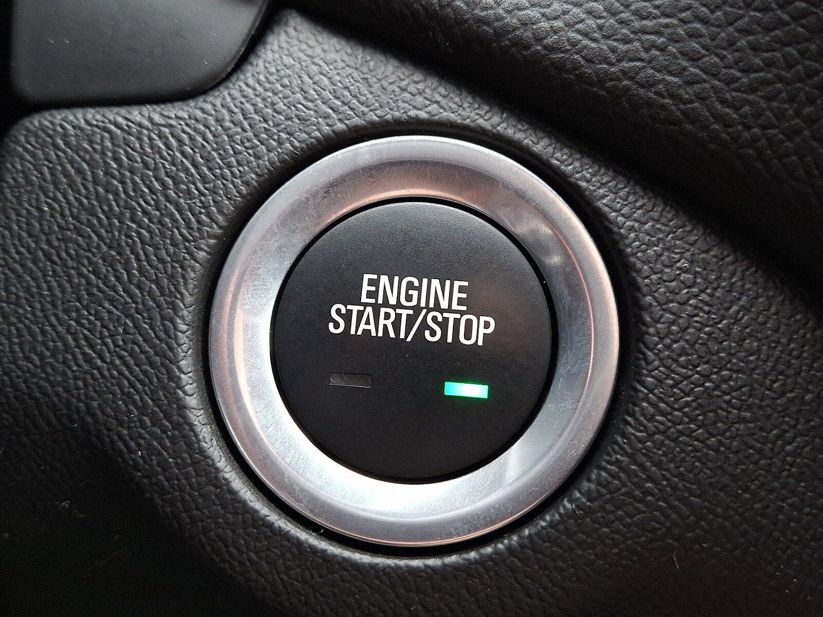 Used 2024 Chevrolet Equinox LT FWD image 22
