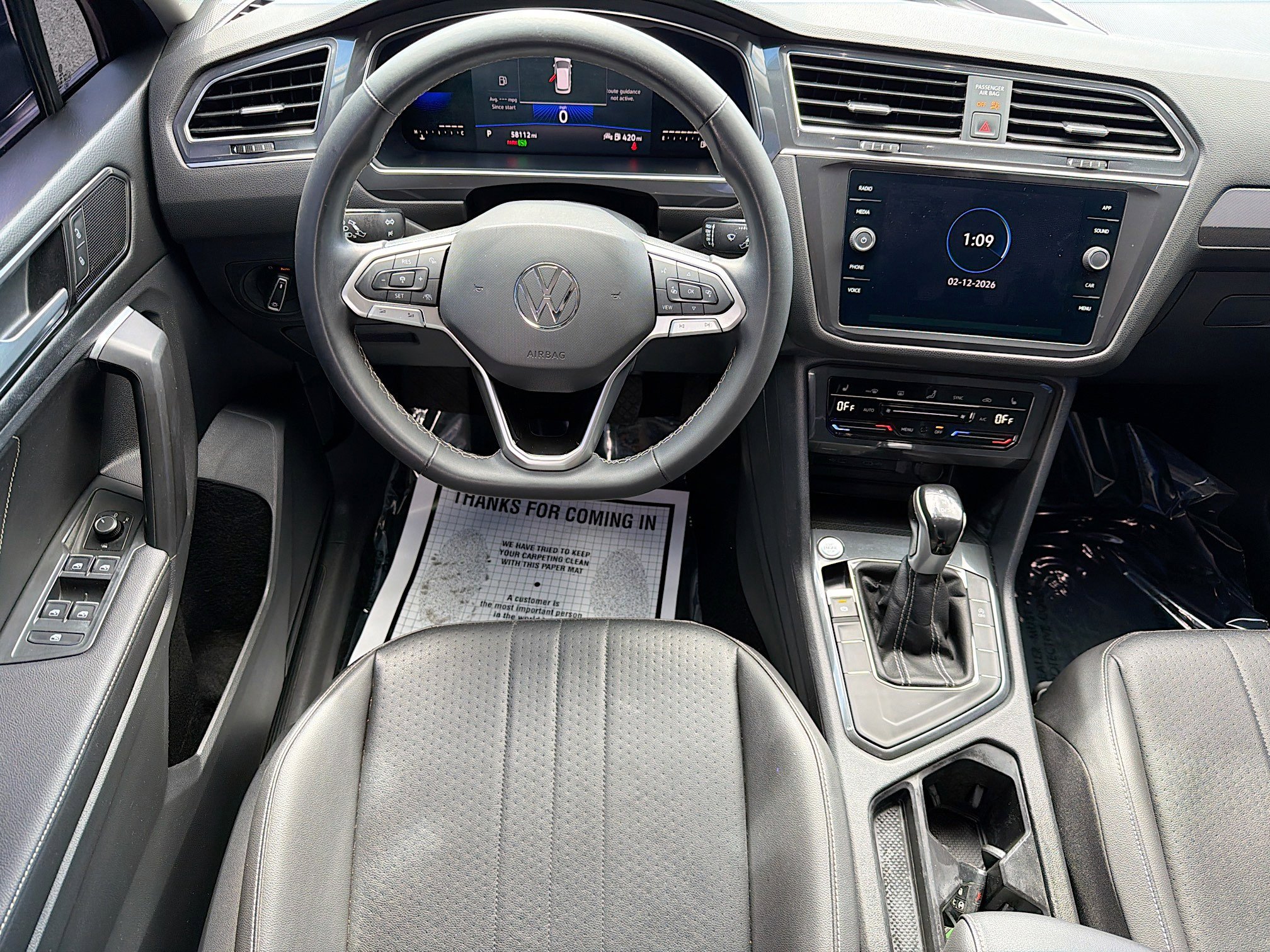 Used 2022 Volkswagen Tiguan SE image 16