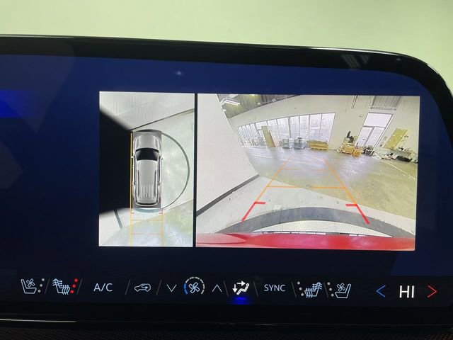 Used 2024 Chevrolet Traverse RS w/ LPO, Floor Liner Package image 17