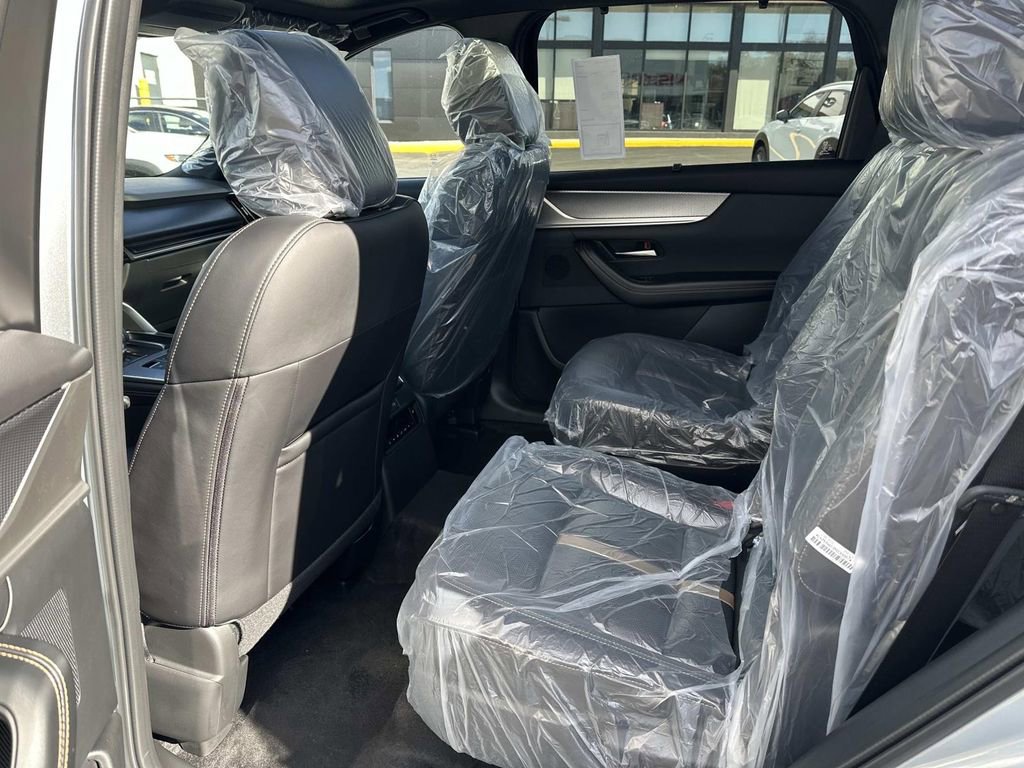 New 2025 MAZDA CX-90 Plug-In Hybrid w/ Premium Plus image 24