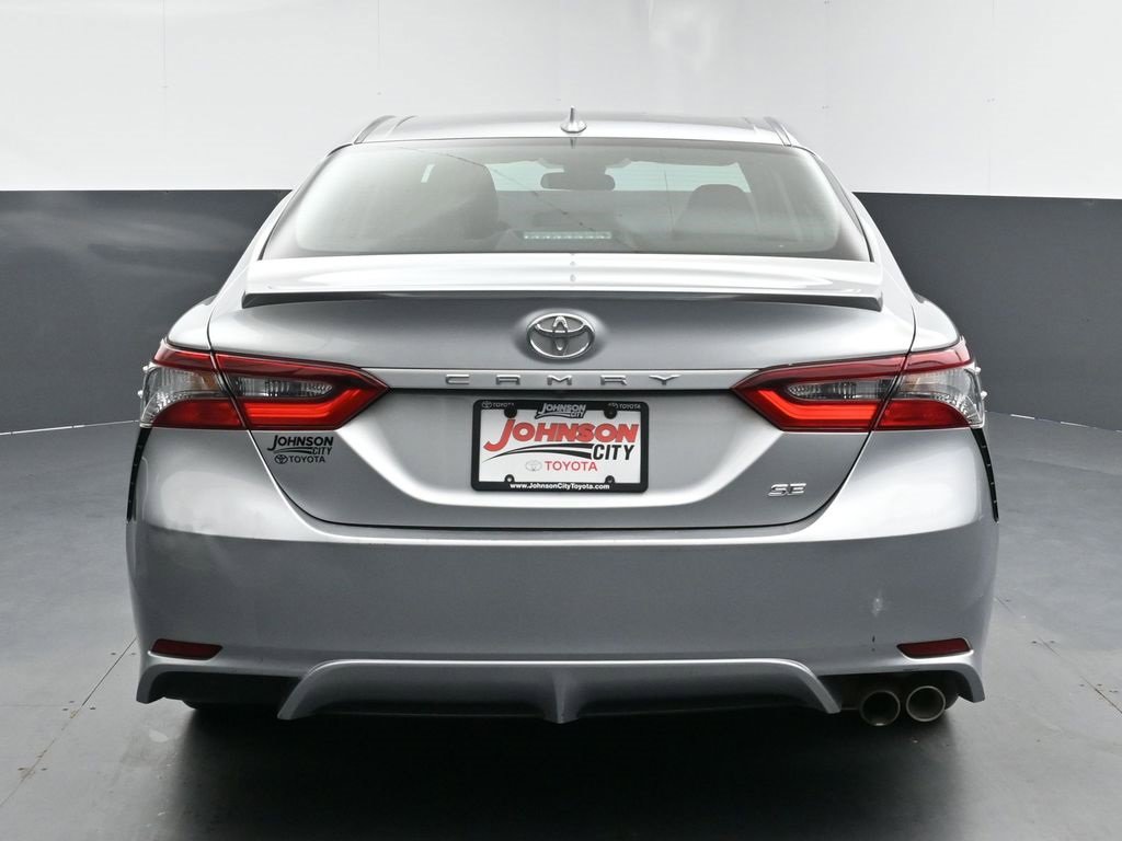 Used 2022 Toyota Camry SE image 8