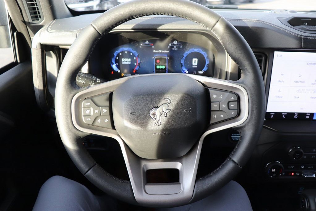 New 2025 Ford Bronco Badlands w/ Sasquatch Package image 38