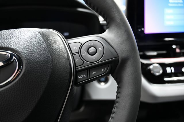 New 2026 Toyota Corolla SE image 25