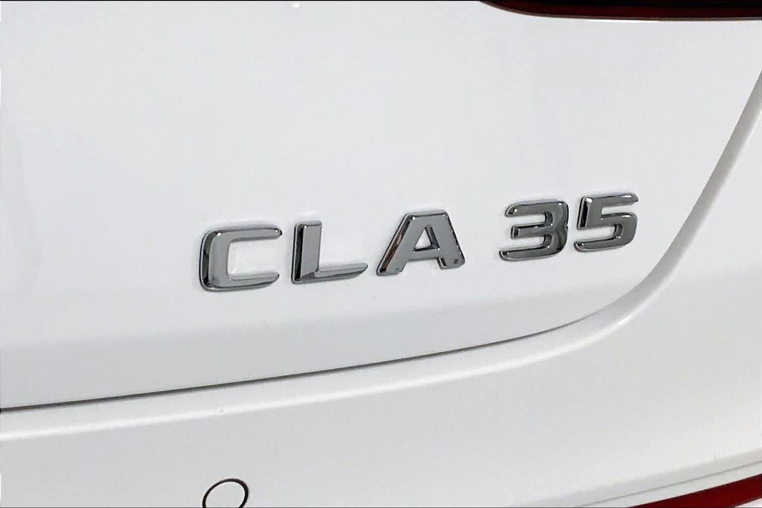 Used 2023 Mercedes-Benz CLA 35 AMG 4MATIC image 29