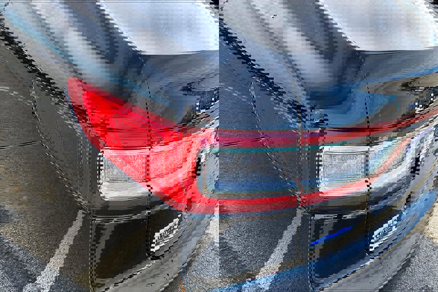 Used 2019 Lincoln Continental Select image 24