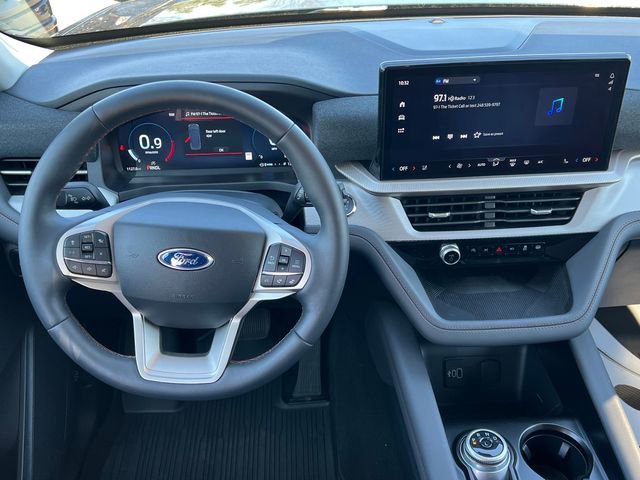 Used 2026 Ford Explorer Active w/ Active Comfort Package AWD/4WD image 14