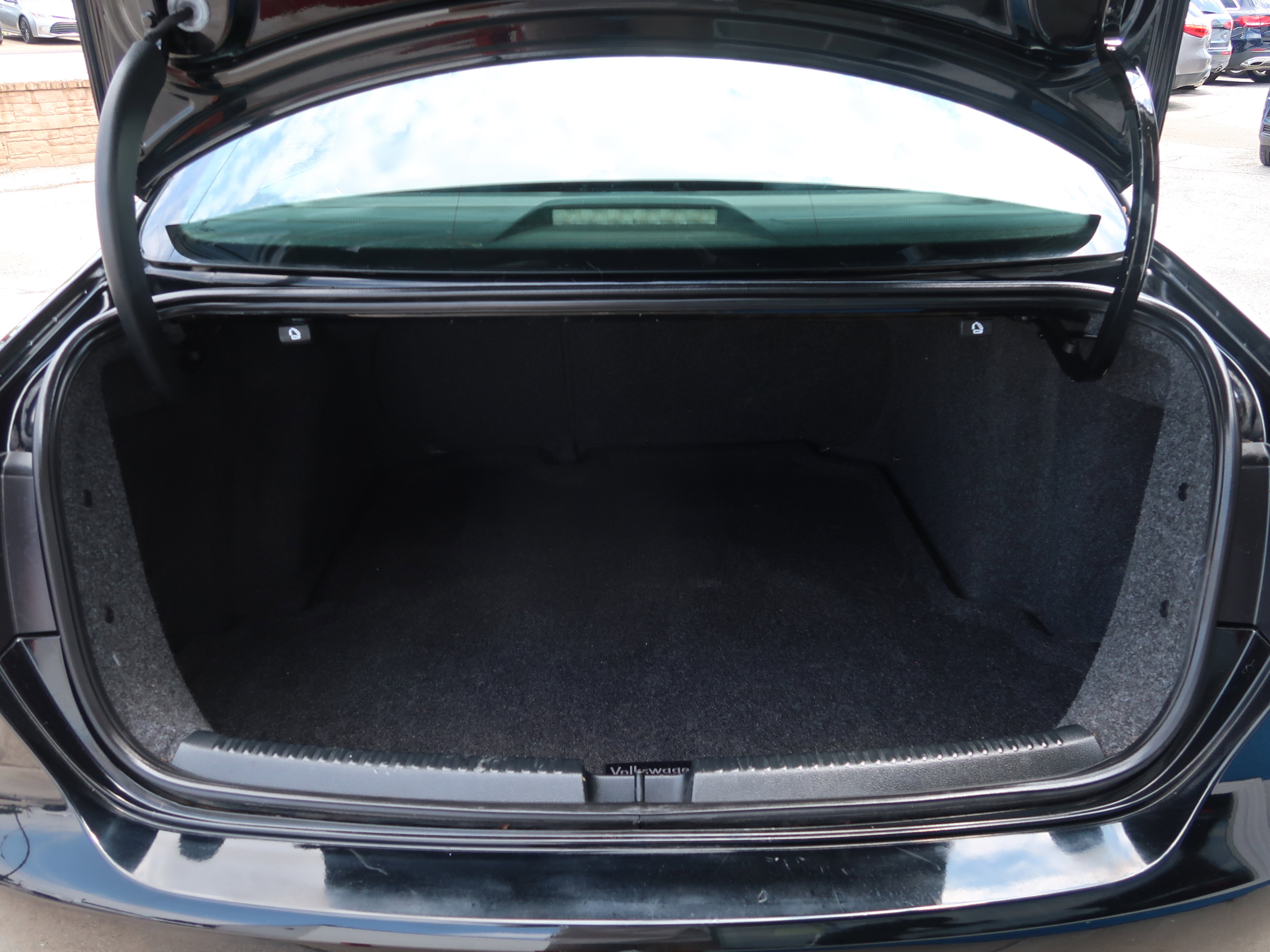 Used 2012 Volkswagen Jetta S FWD image 32