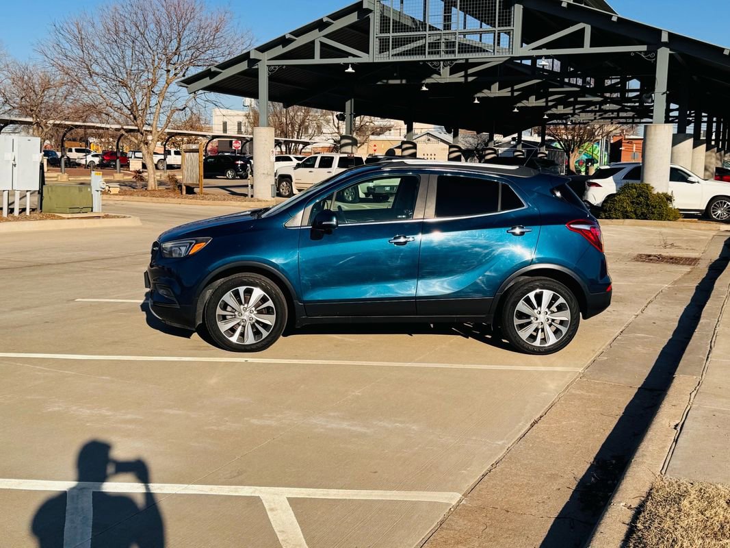 Used 2019 Buick Encore Preferred w/ Safety Package FWD image 5