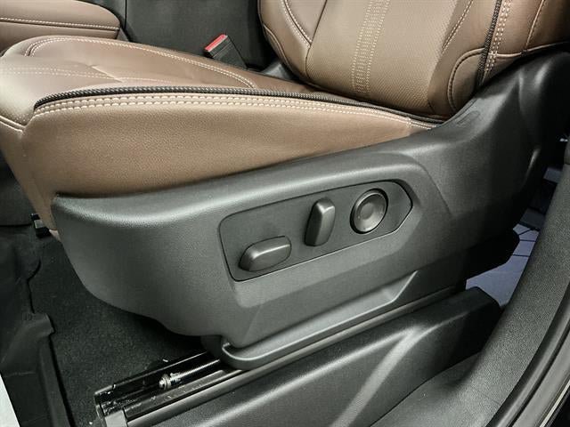 New 2026 Chevrolet Tahoe High Country AWD/4WD image 17