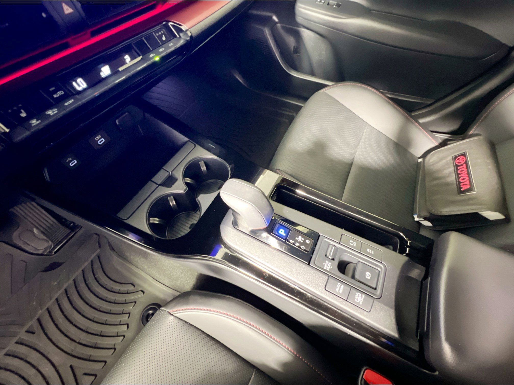 Used 2024 Toyota Prius Prime image 25