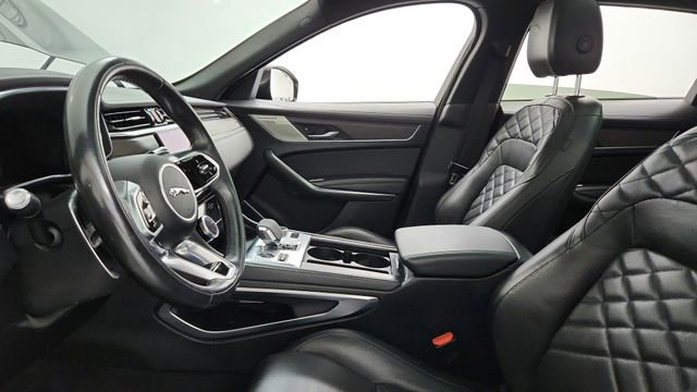 Used 2021 Jaguar F-PACE S image 12