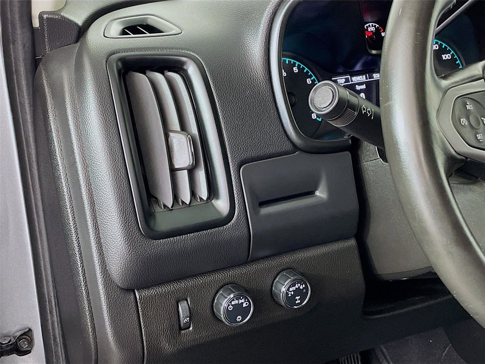 Used 2021 Chevrolet Colorado LT w/ Safety Package image 13