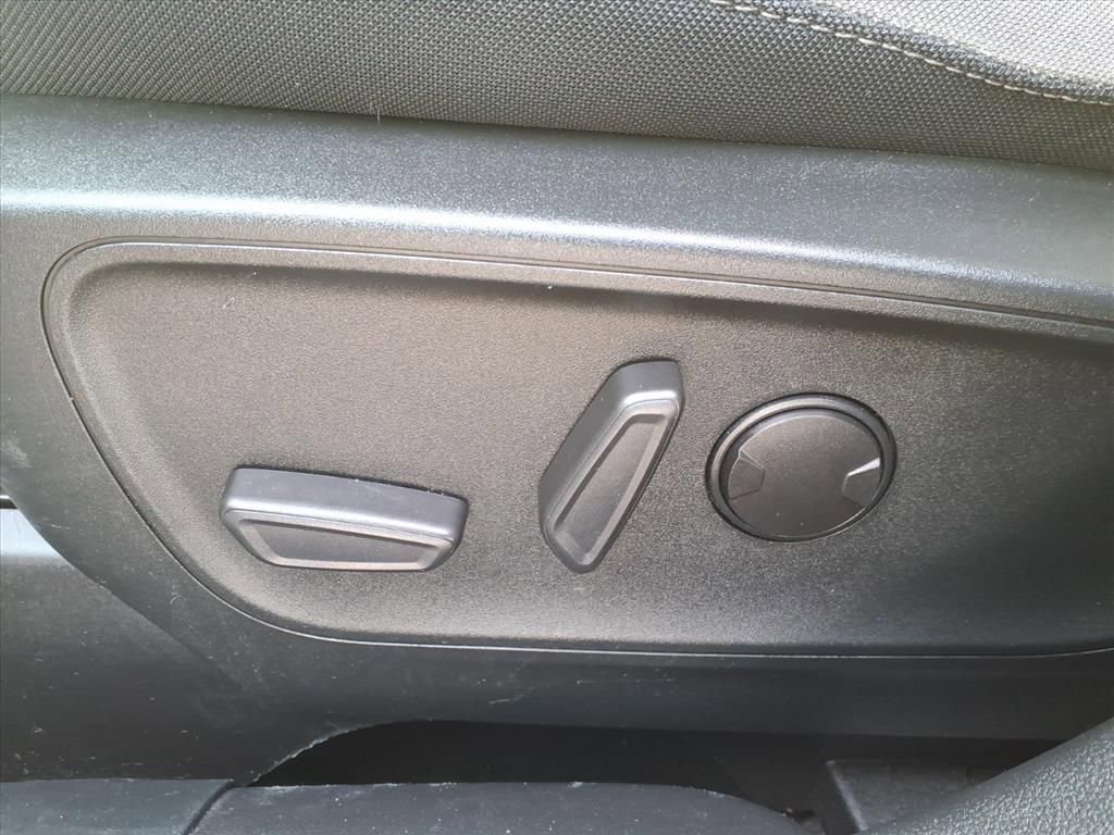 Used 2022 Ford Escape SE w/ Convenience Package image 12