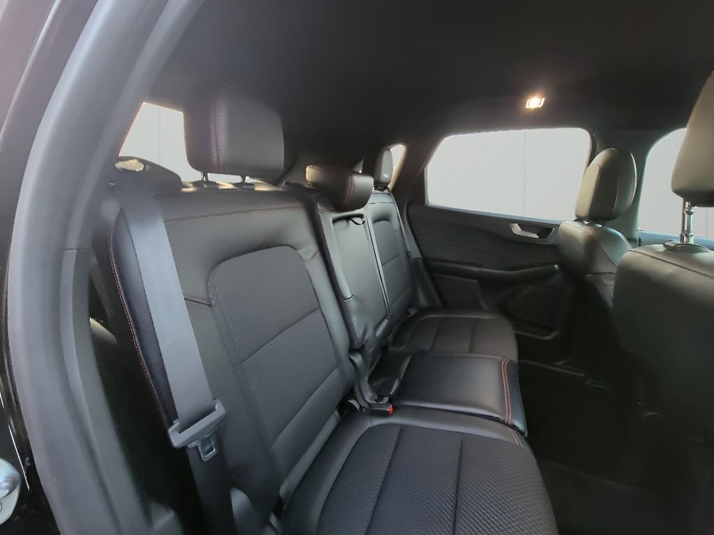 Used 2023 Ford Escape ST-Line w/ Tech Pack #1 image 31