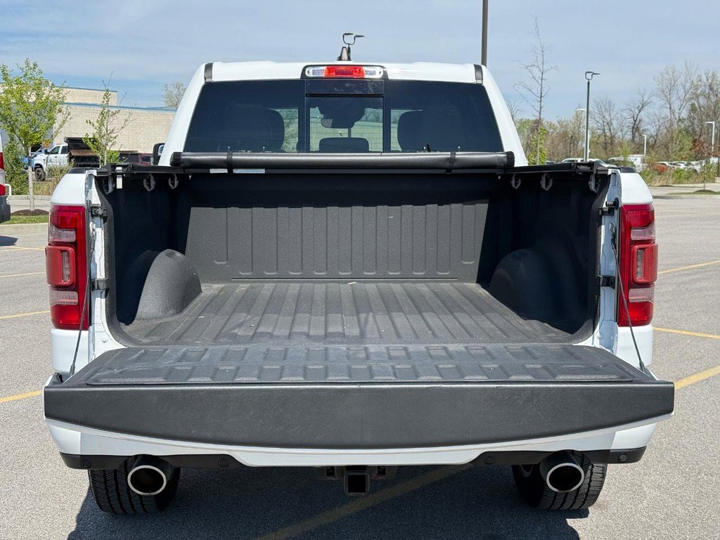 Used 2022 RAM 1500 Limited w/ Body Color Bumper Group AWD/4WD image 4