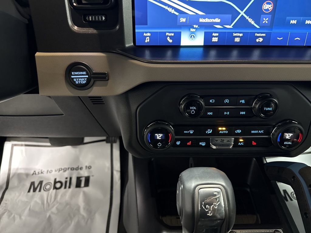 Used 2024 Ford Bronco Wildtrak image 17