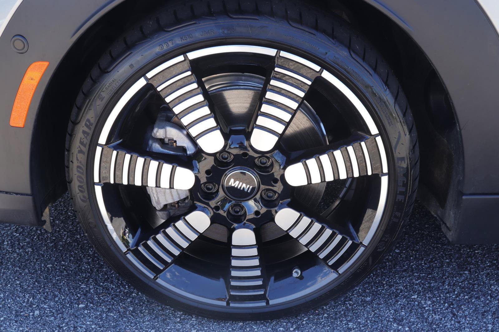 Used 2024 MINI Cooper S FWD image 35