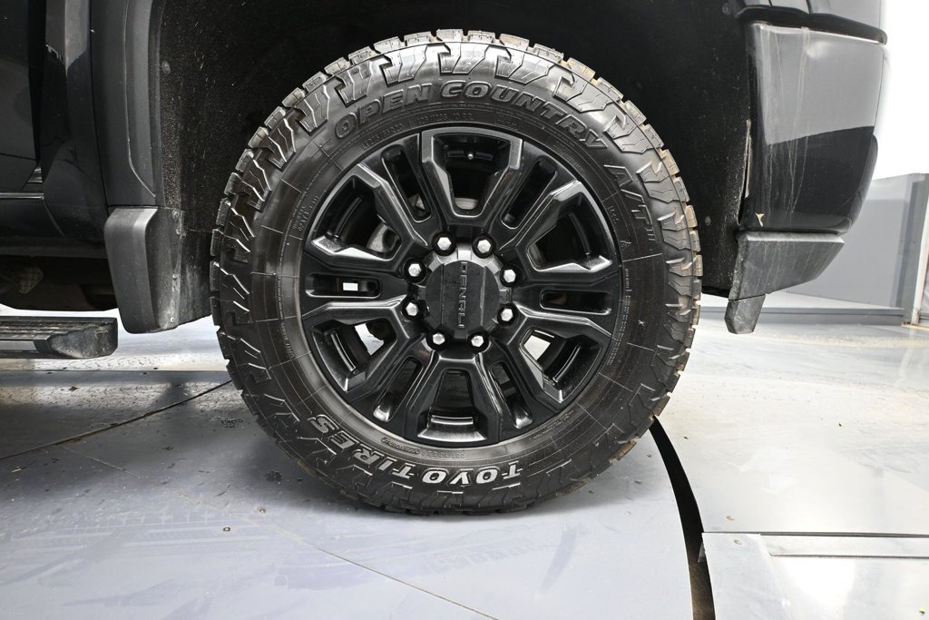 Used 2021 GMC Sierra 2500 Denali w/ Denali Ultimate Package AWD/4WD image 11