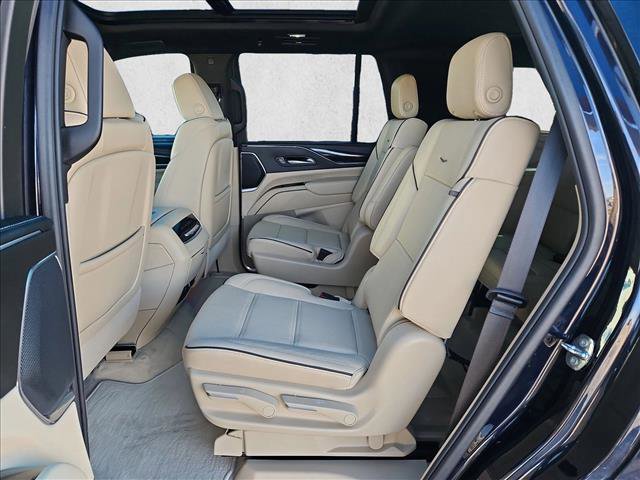 Certified 2024 Cadillac Escalade Premium Luxury image 20