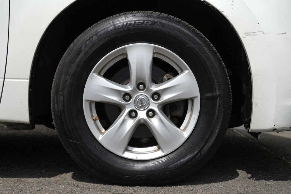 Used 2016 Nissan Quest SV FWD image 10