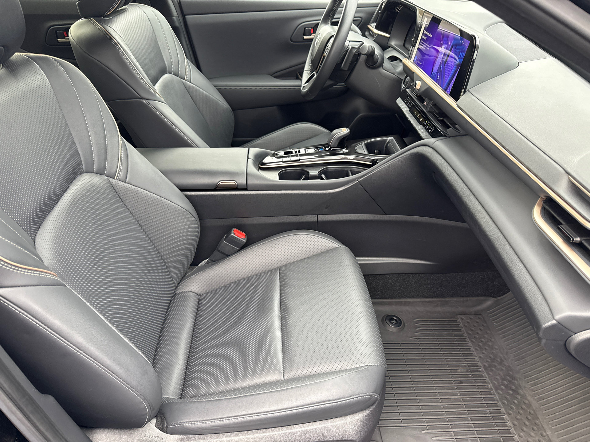 Certified 2025 Toyota Crown Signia AWD/4WD image 14