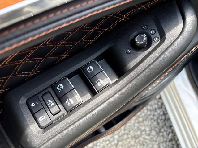 Certified 2025 Jeep Grand Cherokee L Summit AWD/4WD image 27