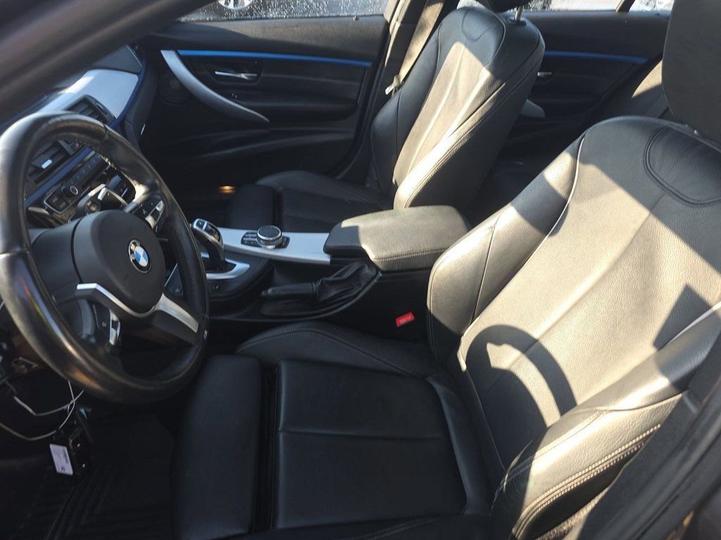 Used 2018 BMW 340i xDrive Sedan AWD/4WD image 8