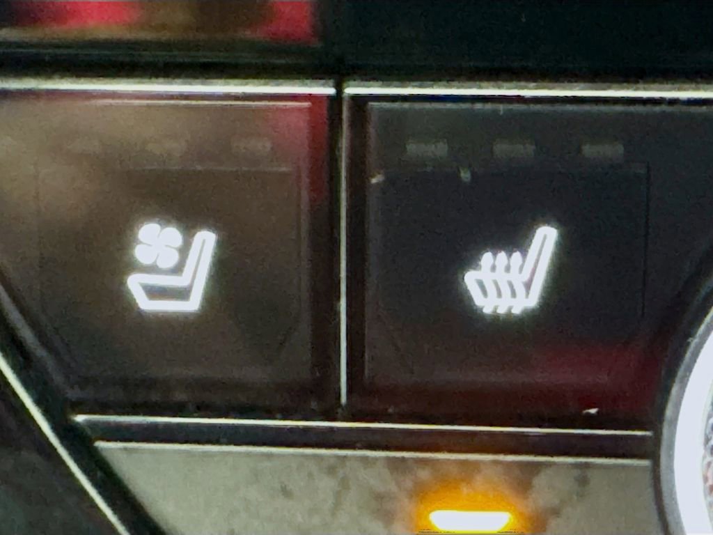 Certified 2024 Honda Accord Touring image 27