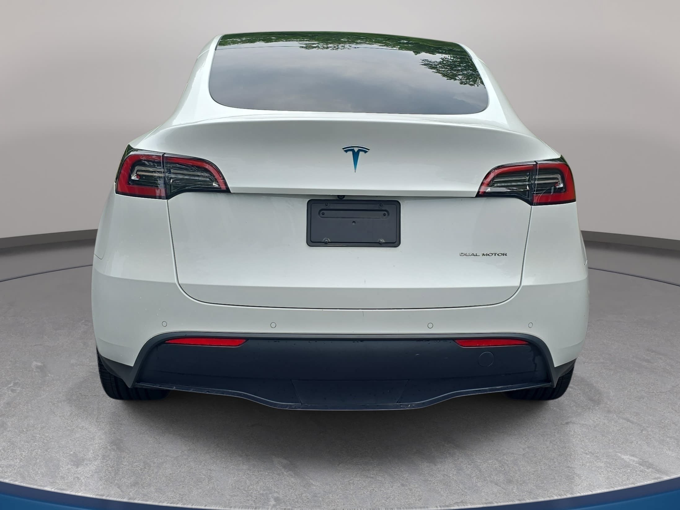 Used 2021 Tesla Model Y Long Range AWD/4WD image 6