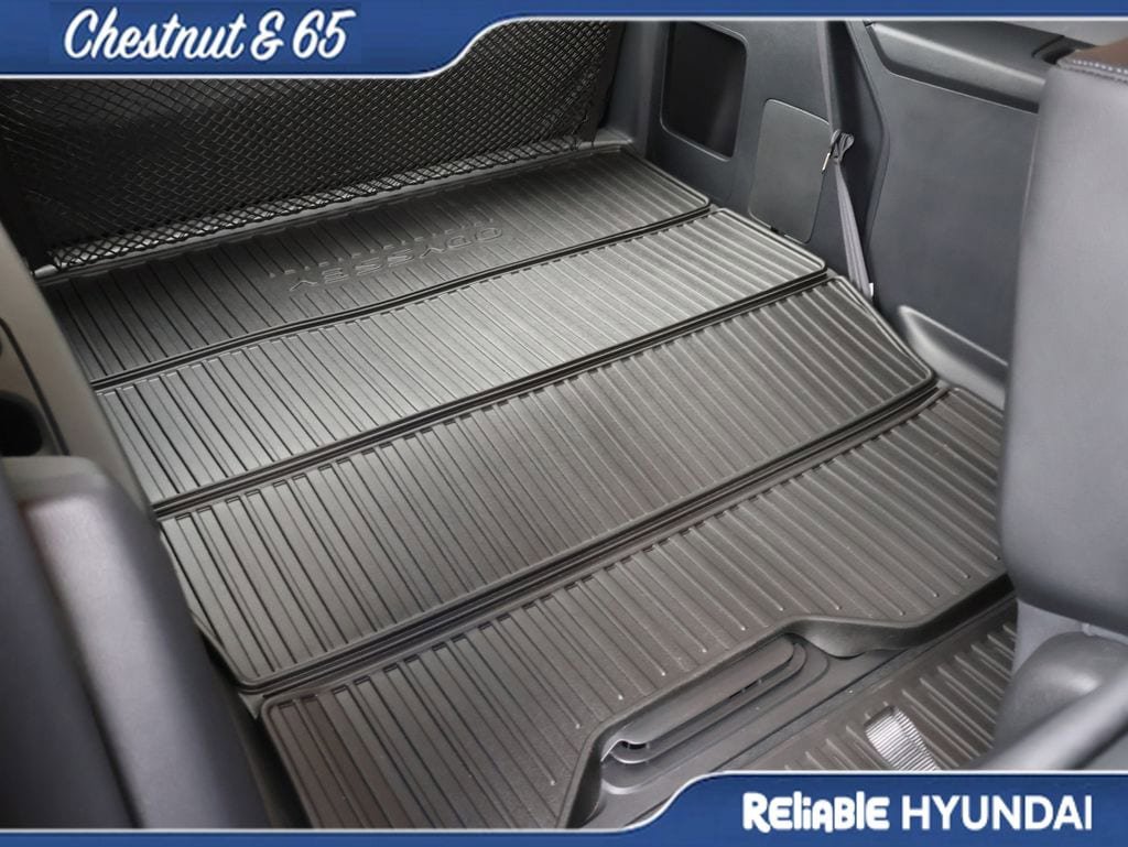 Used 2026 Honda Odyssey Elite image 13