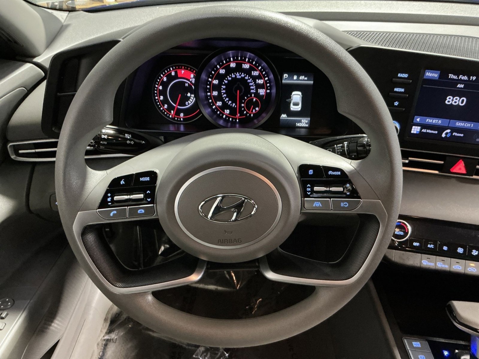 Used 2023 Hyundai Elantra SEL image 24