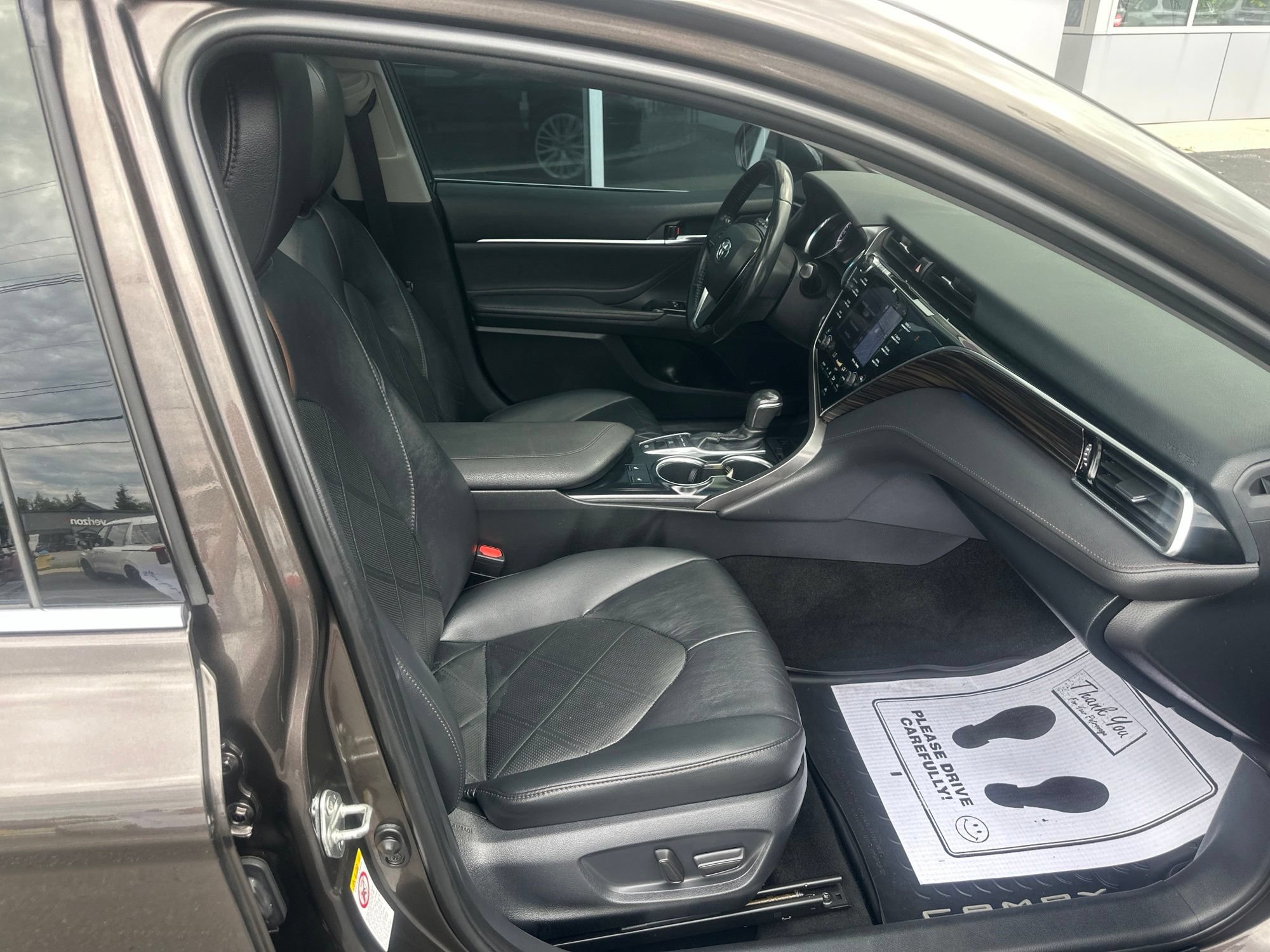 Used 2018 Toyota Camry XLE w/ Driver Assist Package FWD image 8