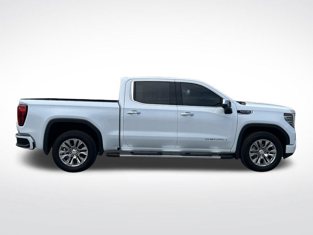 Used 2026 GMC Sierra 1500 Denali w/ Technology Package RWD image 8