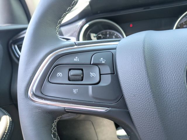 Used 2023 Buick Encore GX Select w/ Sport Touring Package FWD image 25
