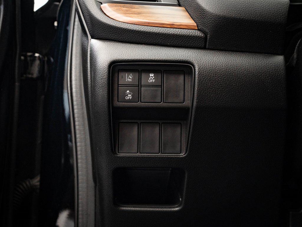 Used 2017 Honda CR-V EX image 40