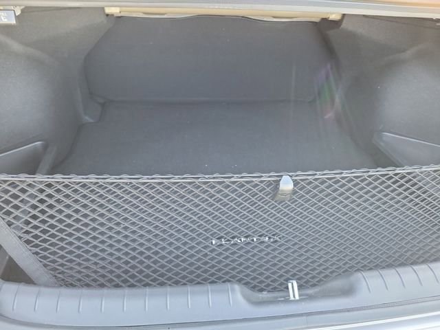 Certified 2025 Hyundai Elantra SEL image 20