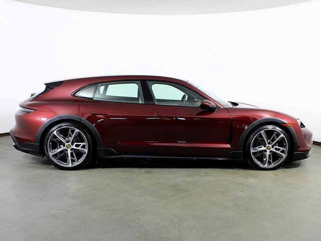 Used 2023 Porsche Taycan 4S image 8