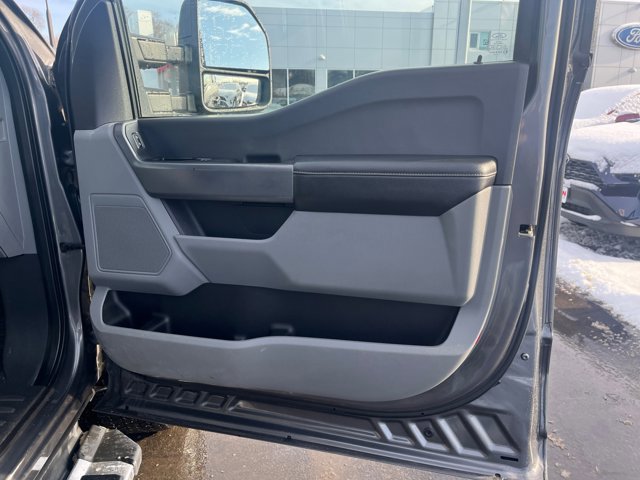 Certified 2023 Ford F250 XLT w/ Snow Plow Prep Package image 24