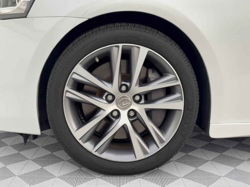 Used 2020 Lexus IS 300 w/ Accessory Package 2 RWD image 13