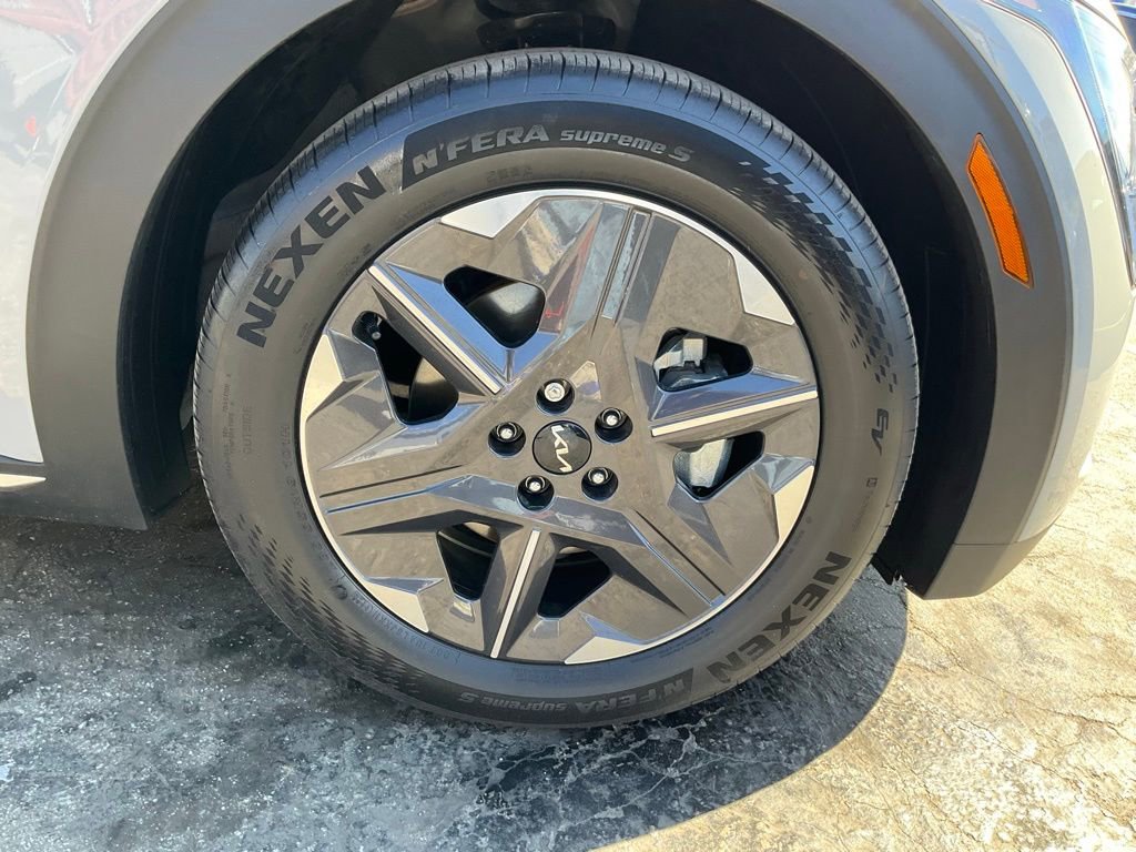 Used 2025 Kia EV6 Light image 71