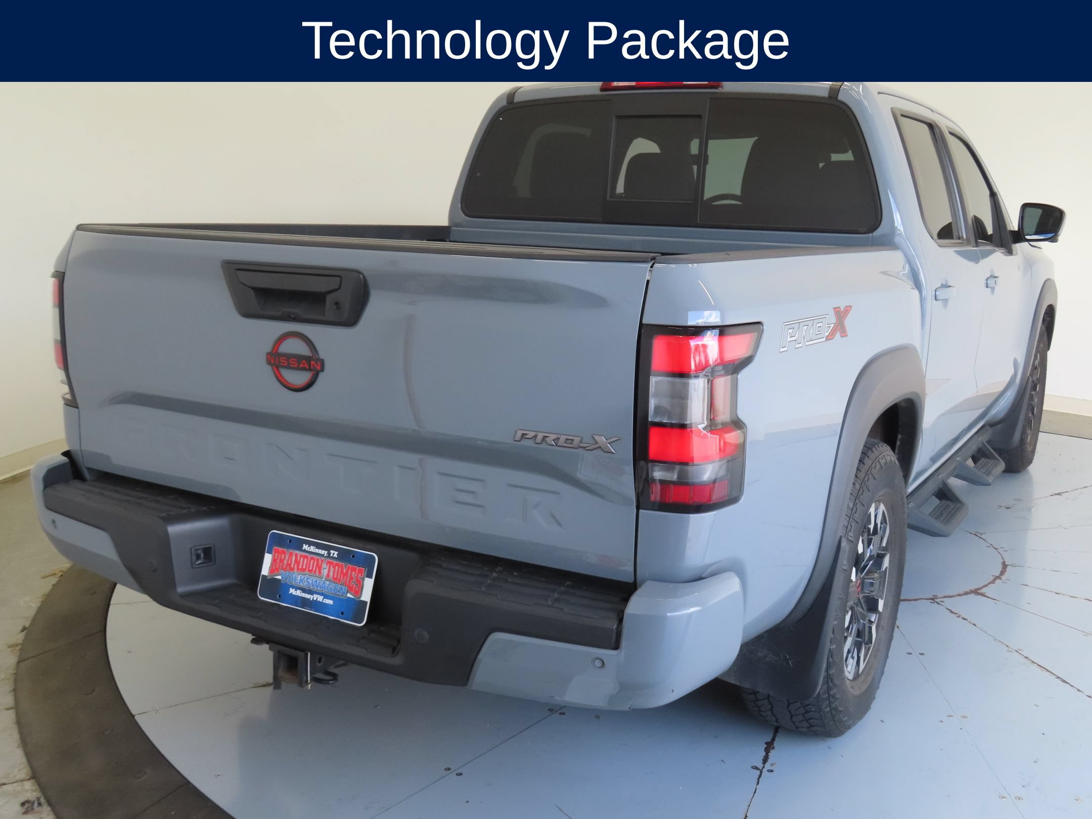 Used 2022 Nissan Frontier Pro-X RWD image 3