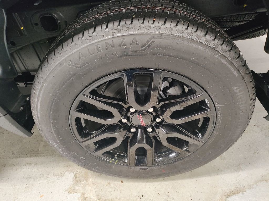 New 2026 GMC Sierra 1500 Elevation image 18