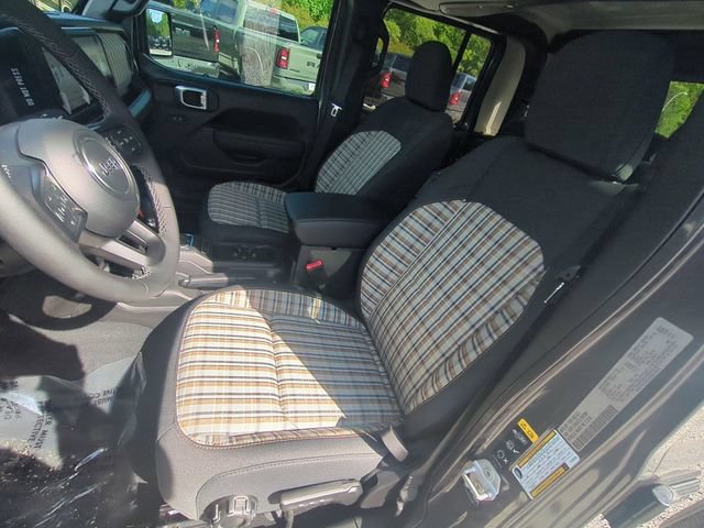 New 2026 Jeep Gladiator Sport AWD/4WD image 14