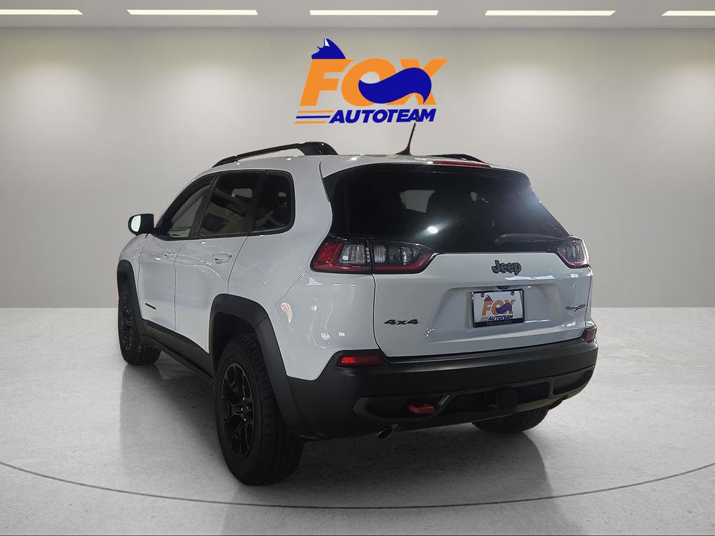 Used 2022 Jeep Cherokee Trailhawk w/ Comfort/Convenience Group AWD/4WD image 3