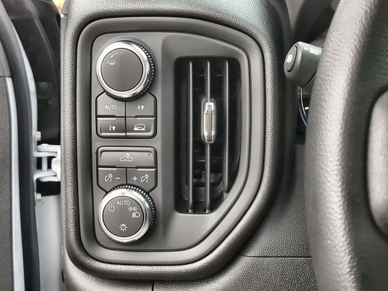 New 2026 GMC Sierra 1500 Pro w/ Pro Value Package image 17