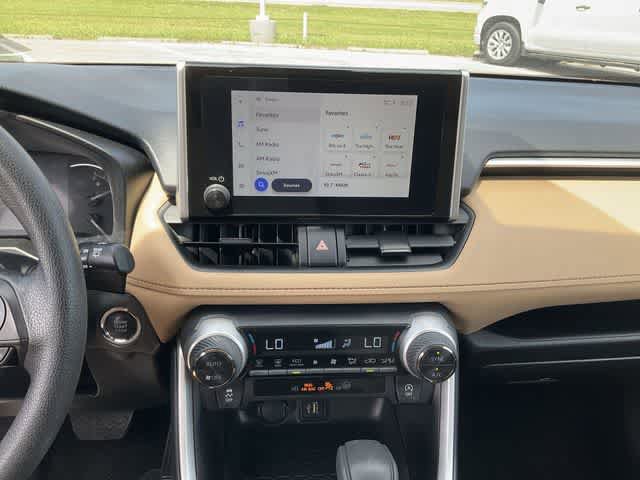 Certified 2025 Toyota RAV4 XLE FWD image 20