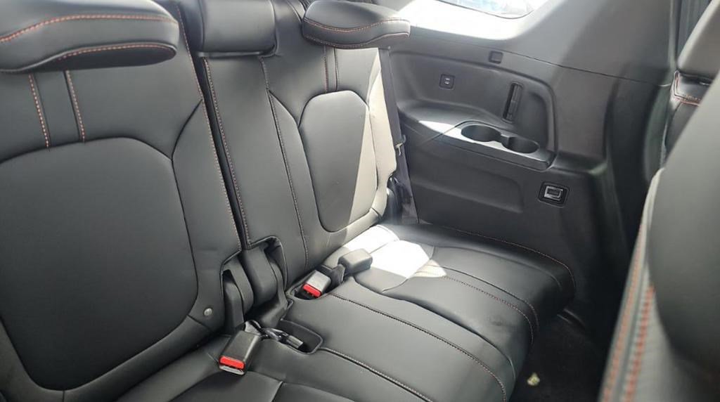 Used 2024 Honda Pilot TrailSport image 9